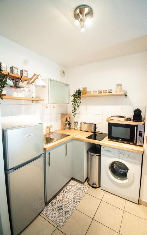 Studio Charmant Cergy Le Haut Au Pied De La Gare ! Parking Prive ! Lejlighed Eksteriør billede